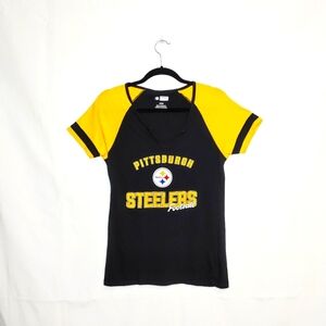 NFL Team Apparel Pittsburgh Steelers short sleeve tee. Medium